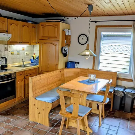 Haus Maschi Casa de Férias Bedekaspel