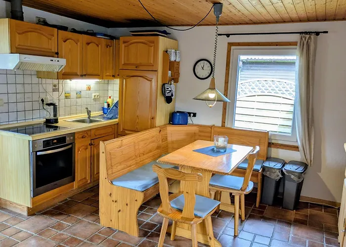 Haus Maschi * Bedekaspel